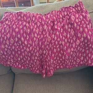 LOFT Pink Patterned Women Shorts